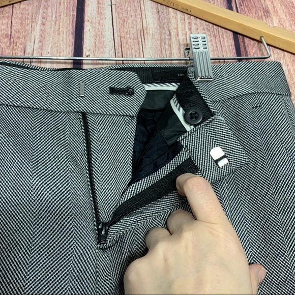 🌿5/$15 Banana Republic Logan Pleated Herringbone - Picture 7 of 7